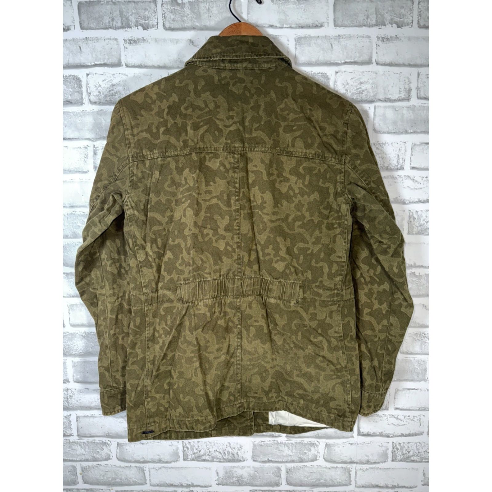 Scotch & Soda Scotch & Soda UNFORGETTABLE Camo MILITARY STYLE Jacket Full Zip WOMENS XS Size XS / US 0-2 / IT 36-38 - 7 Thumbnail
