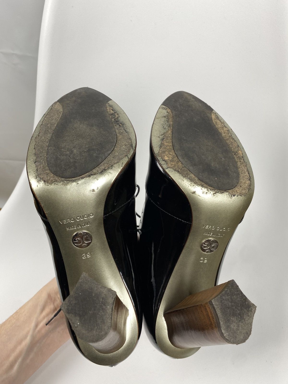 Dolce & Gabbana Dolce & Gabbana Patent Leather Block Heel Booties size 39 Size US 9 / IT 39 - 7 Thumbnail