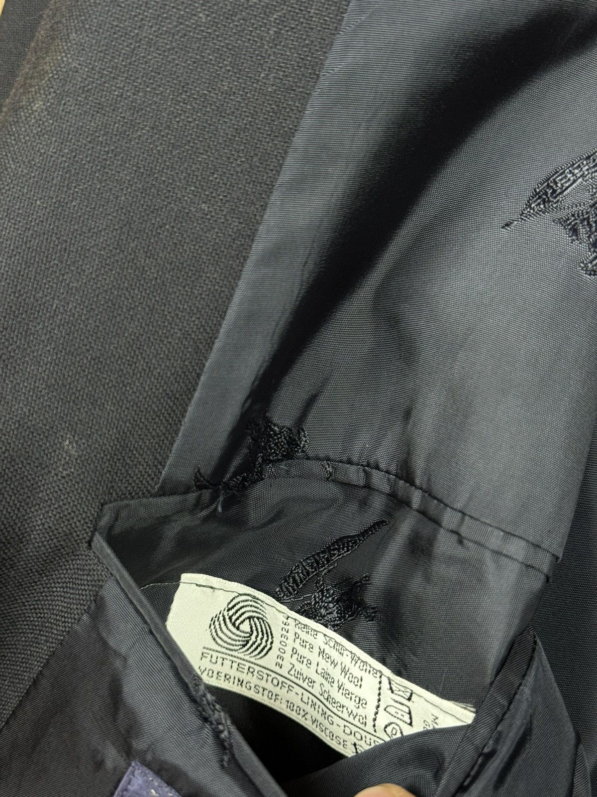 Burberry Vintage wool navy blazer Burberry original luxury item Size 54L - 4 Thumbnail