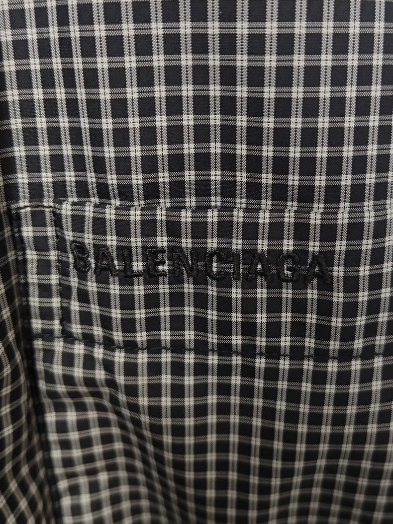 Balenciaga Balenciaga 23 Fw black and white checkerboard zipper button Size US S / EU 44-46 / 1 - 3 Thumbnail
