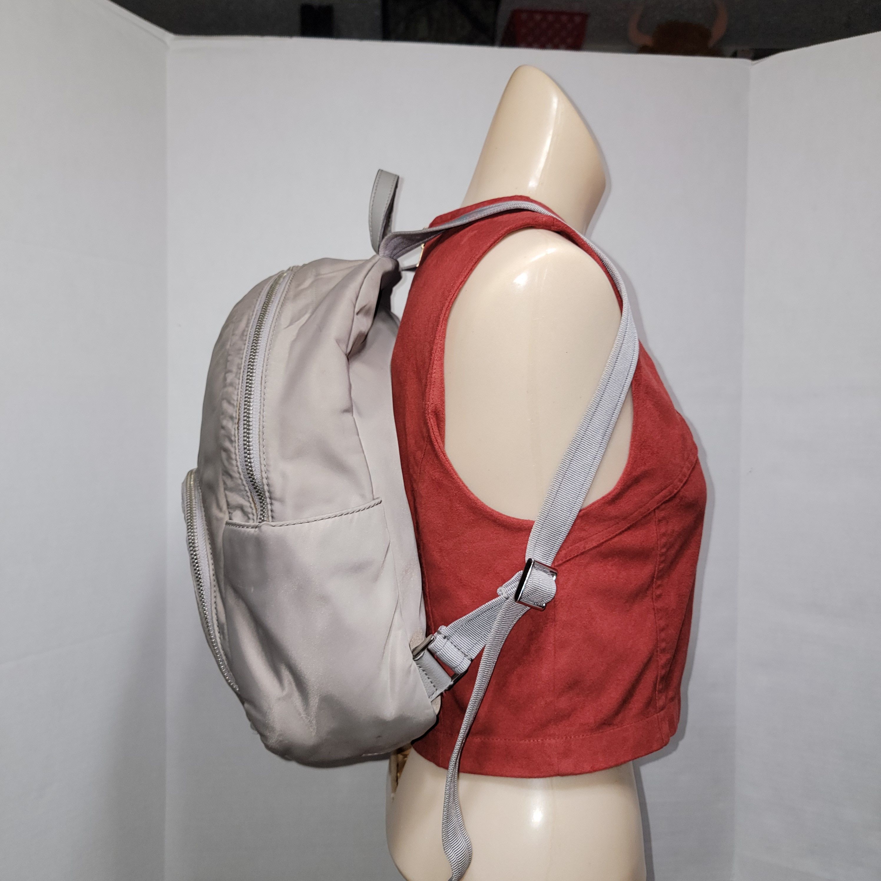 Kate Spade Kate Spade Lt Grey Purse Backpack Style w/ Adjustable Straps Size ONE SIZE - 2 Thumbnail