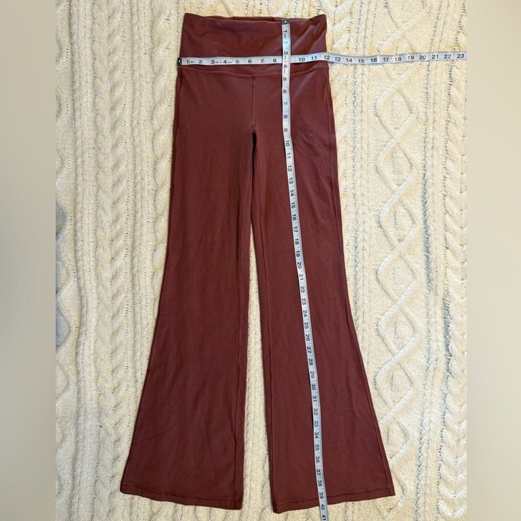 Athleta Athleta Women's Elation Flare Pant Spiced Cabernet Size XS Size 26" / US 2 / IT 38 - 8 Thumbnail
