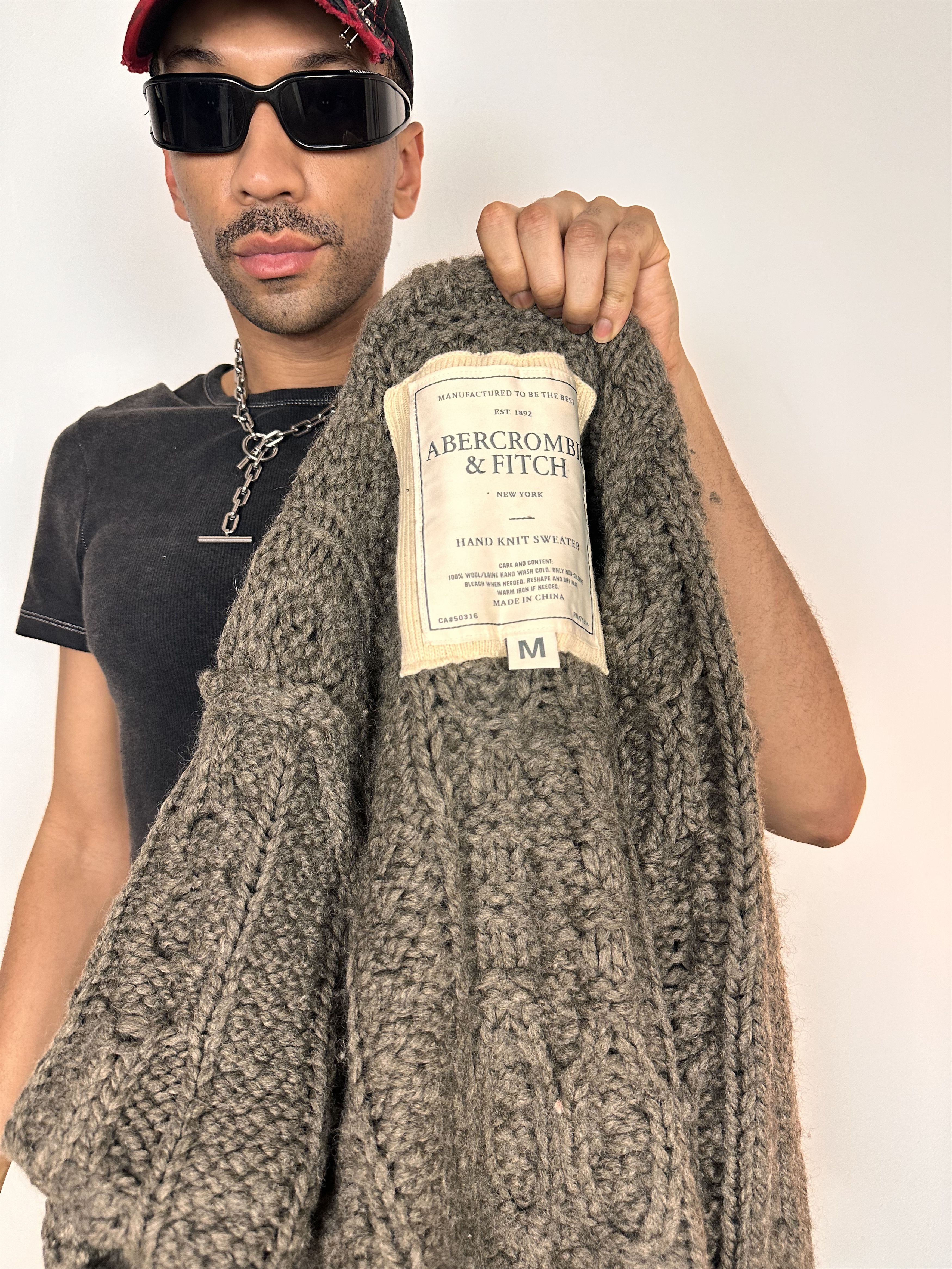 Abercrombie & Fitch Vintage Abercrombie & Fitch Gray Cable knit cardigan Medium Size US M / EU 48-50 / 2 - 7 Thumbnail