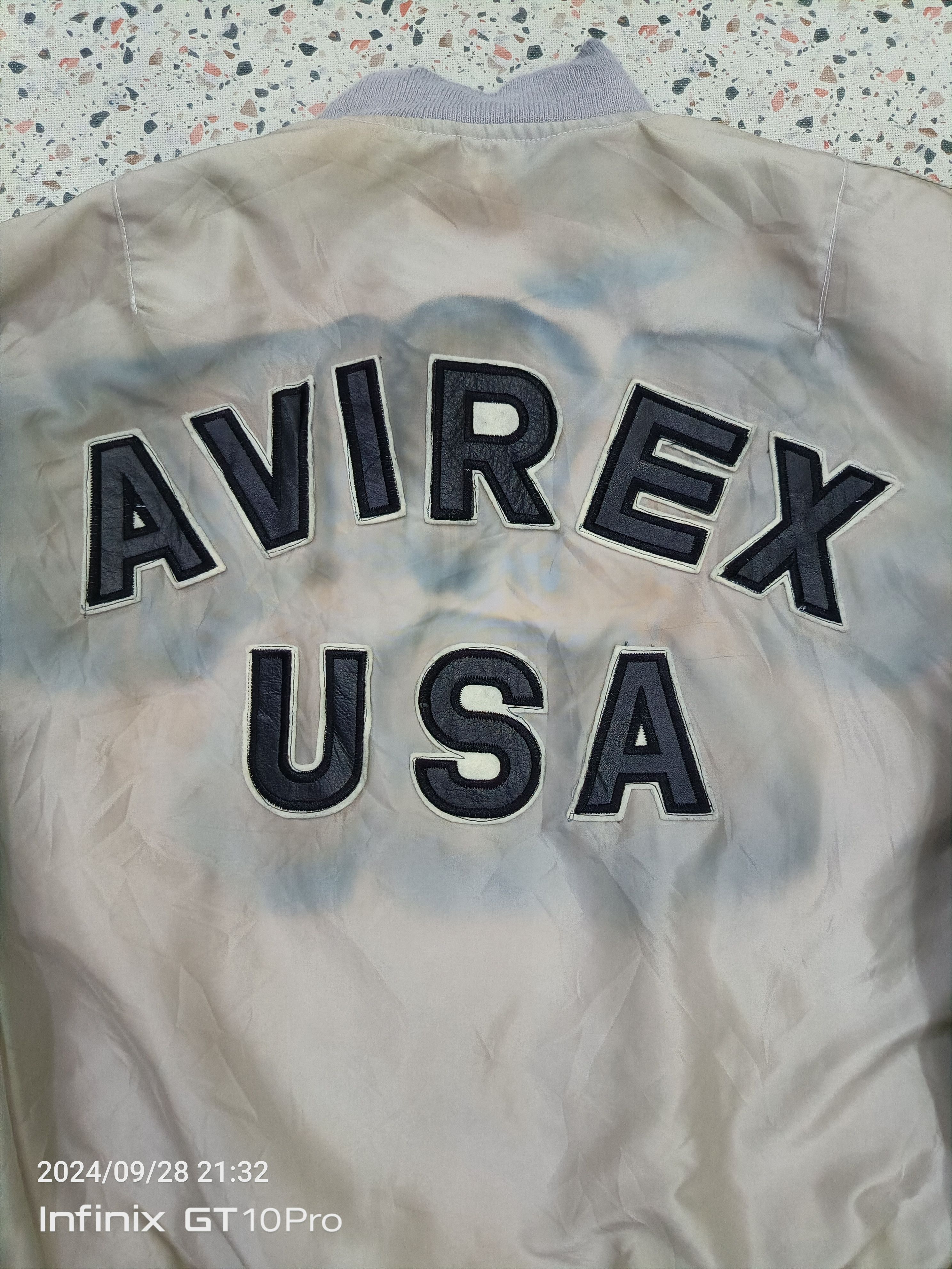 Avirex VINTAGE AVIREX 80's SILVER MILITARY BOMBER MA-1JACKET Size US L / EU 52-54 / 3 - 2 Thumbnail