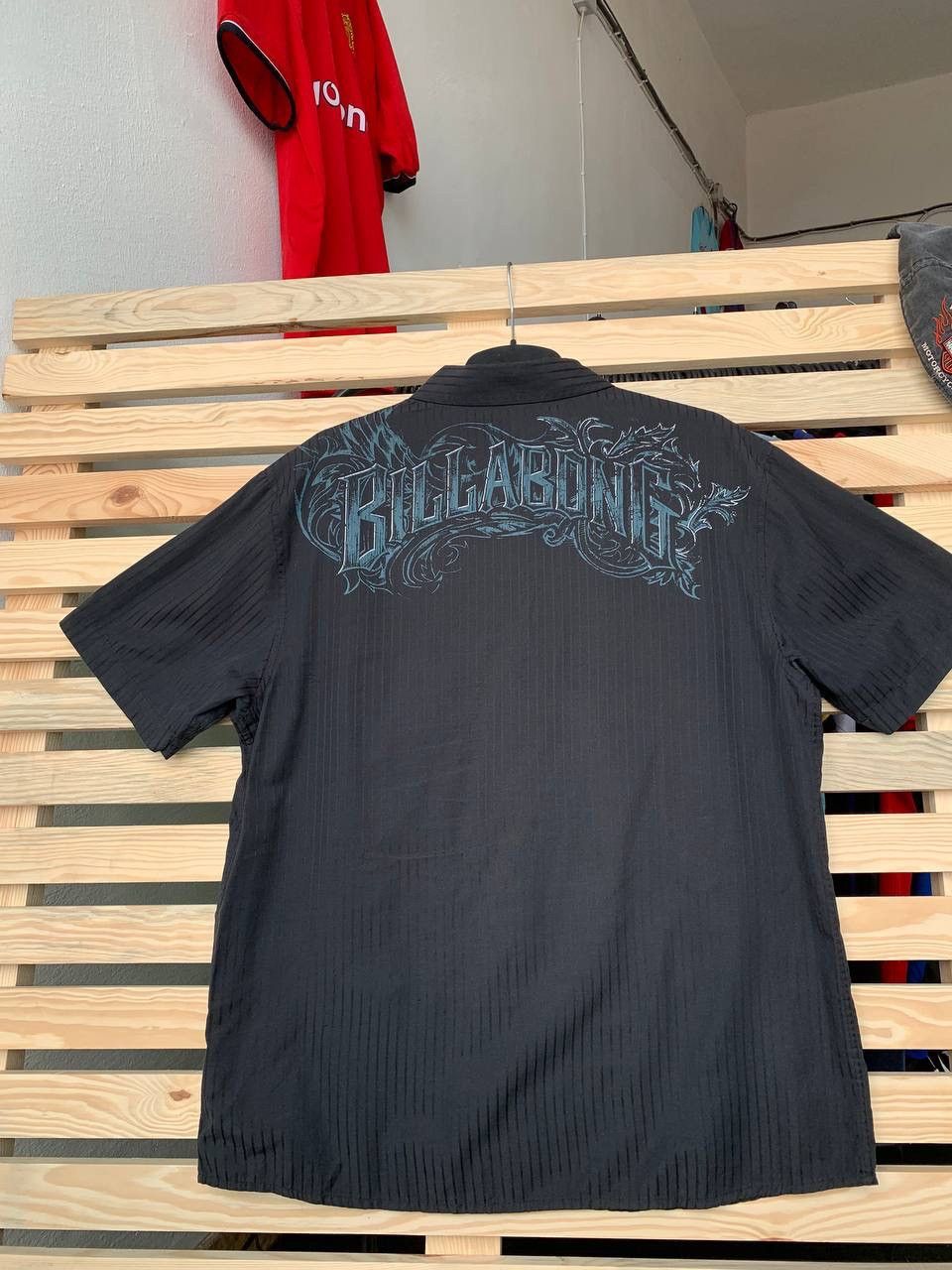 Billabong × Vintage Vintage Billabong Y2K Button Up Striped Shirt Graffiti Logo Size US L / EU 52-54 / 3 - 1 Thumbnail
