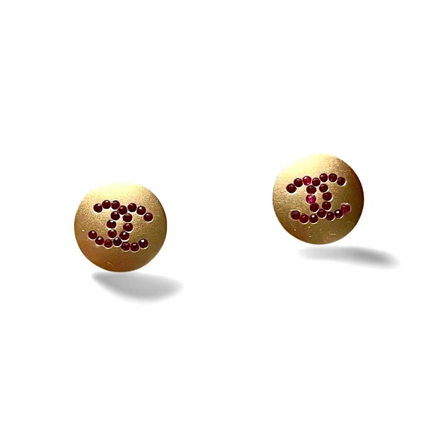 Chanel Vintage CHANEL golden round stud earrings with red crystals Size ONE SIZE - 7 Thumbnail
