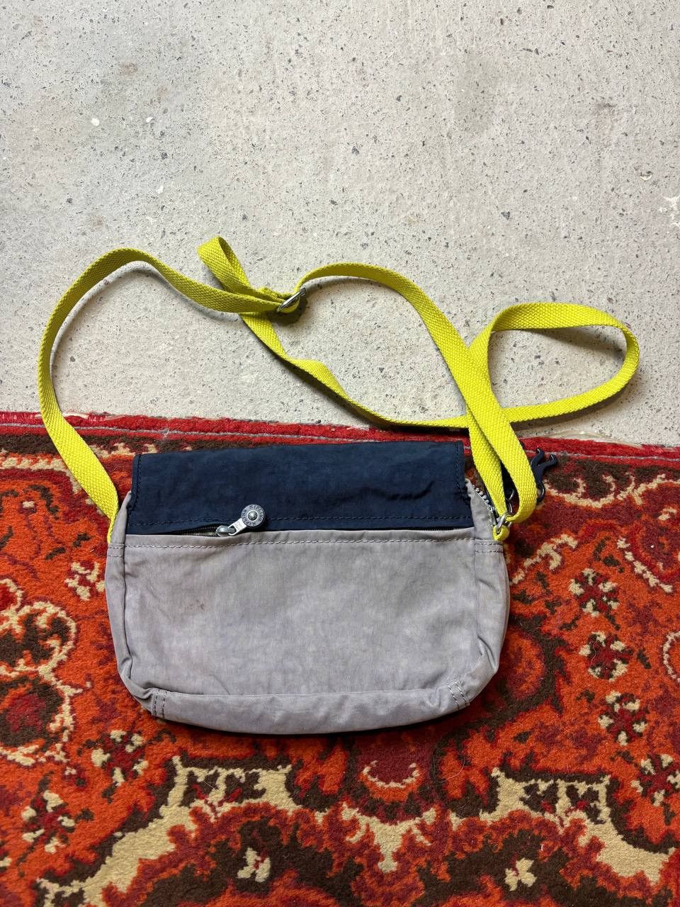 Japanese Brand × Vintage Vintage Y2K Kipling Monkey Toy Japanese Print Bag Size ONE SIZE - 8 Thumbnail
