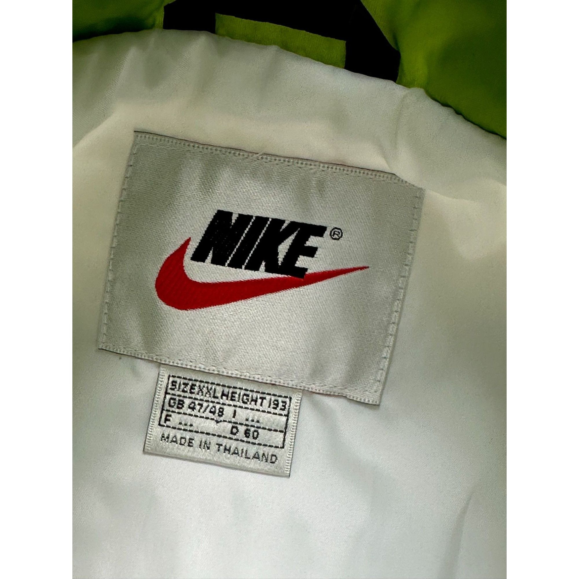 Nike vintage nike zip light track jacket windstopper windbreaker Size US XXL / EU 58 / 5 - 2 Thumbnail