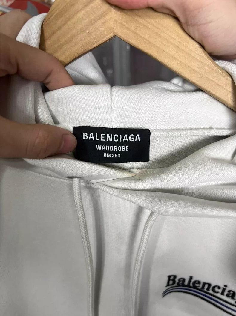 Balenciaga Balenciaga Coke standard meter white embroidery logo L cod Size US L / EU 52-54 / 3 - 5 Thumbnail