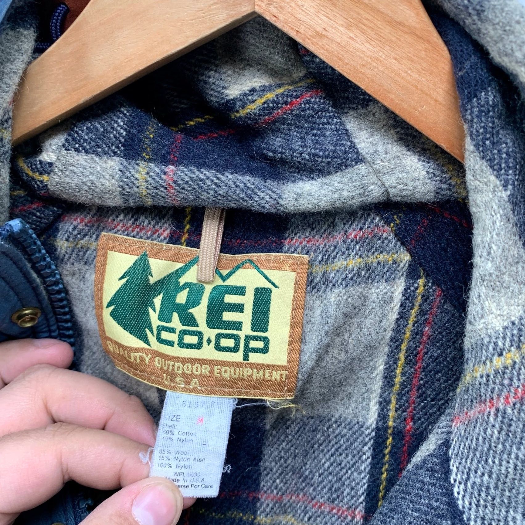 Vintage VINTAGE REI Parka Jacket Mens M Blue Wool Plaid Liner Hooded Mde USA Shirt or Coat? Size US M / EU 48-50 / 2 - 3 Thumbnail
