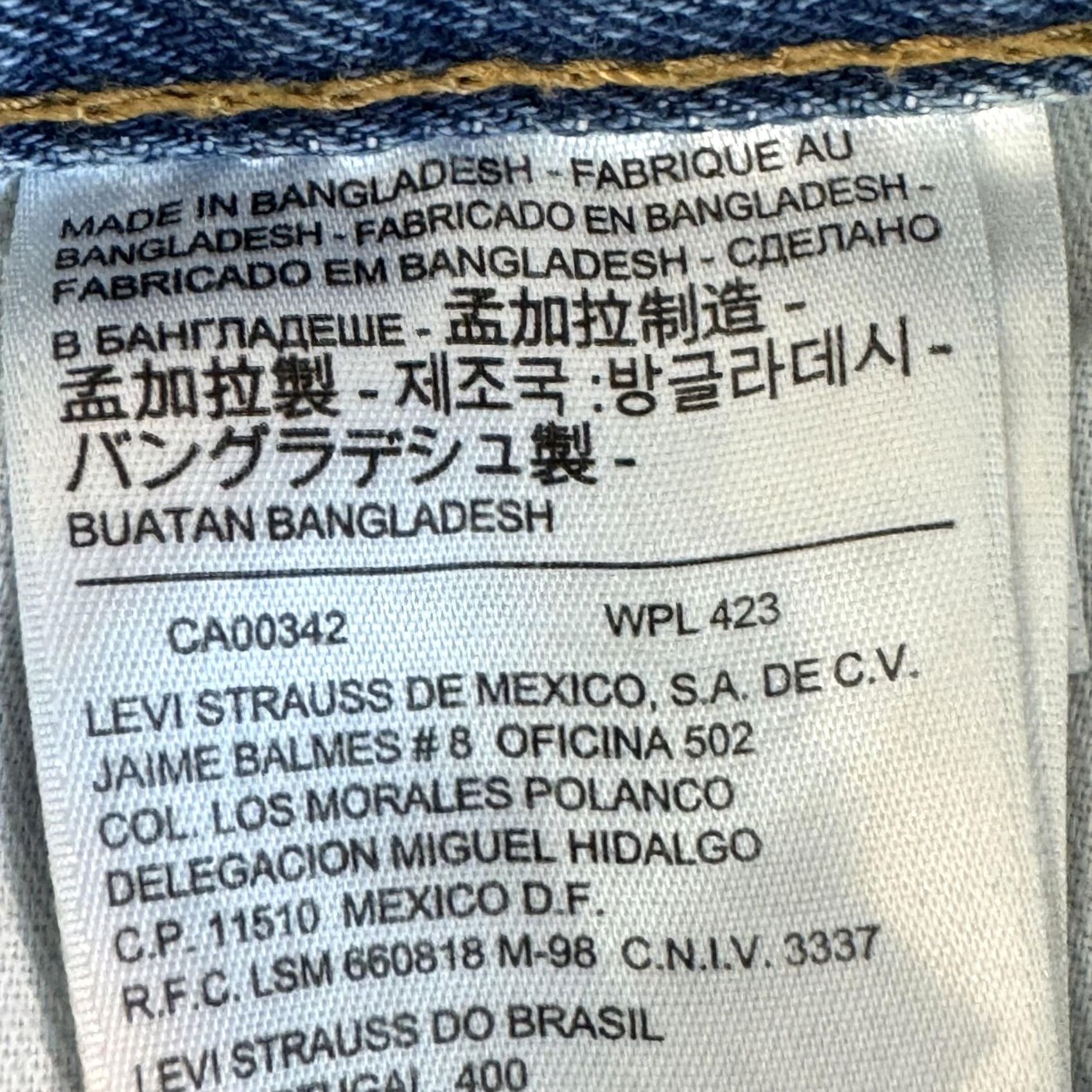 Levi's VINTAGE Levi's 550 Jeans Mens 42x29 Relaxed Fit Tapered Leg Denim Pants Blue XS 550 Retro Mens Regular Jeans Size US 42 / EU 58 - 5 Thumbnail