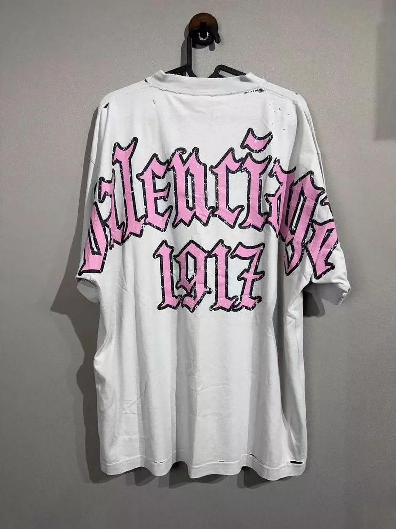 Balenciaga Balenciaga Gothic letter printed short sleeves Size US S / EU 44-46 / 1 - 2 Thumbnail