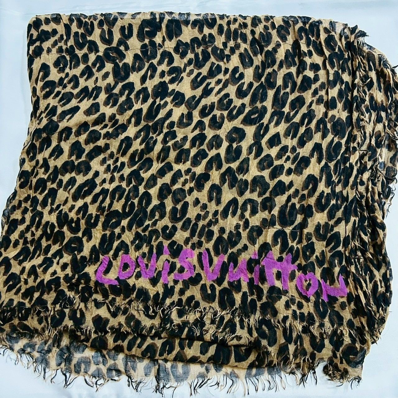 Louis Vuitton Leopard Stole Cashmere Silk Scarf
