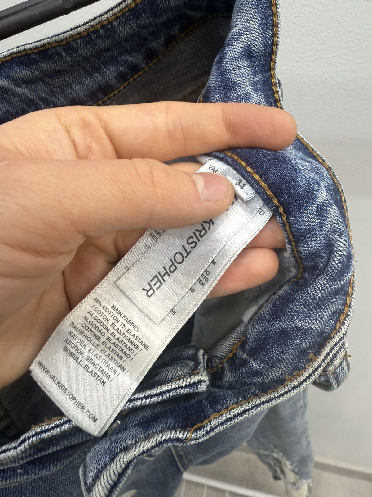 Val Kristopher Val Kristopher Distressed Letters Embroidered Jeans Denim Size US 34 / EU 50 - 3 Thumbnail