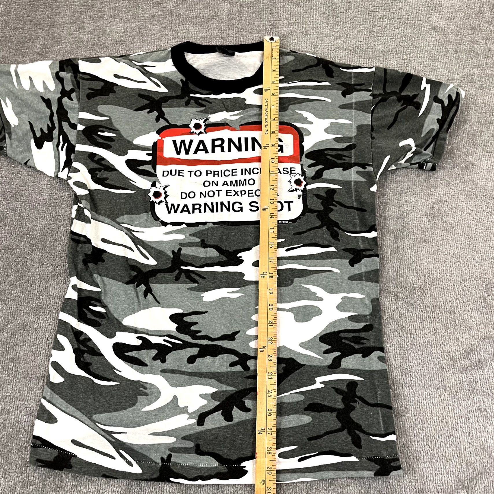 Vintage VINTAGE Gun Shirt Mens Large White Gray Camo Ammo Hunting 2nd Ammendment 90s USA Size US L / EU 52-54 / 3 - 3 Thumbnail