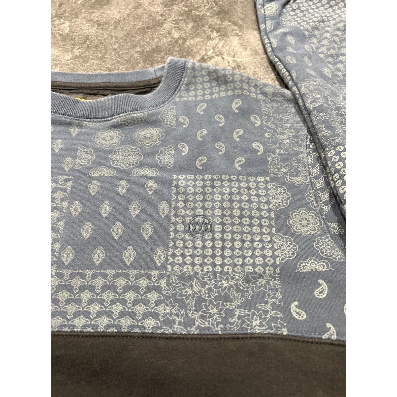 Vintage 10 Deep Mens Sweatshirt Crew Neck Pullover Size L Blue Cotton Long Sleeve Modern Crew Neck Sweatshirt Mens L Size US L / EU 52-54 / 3 - 5 Thumbnail