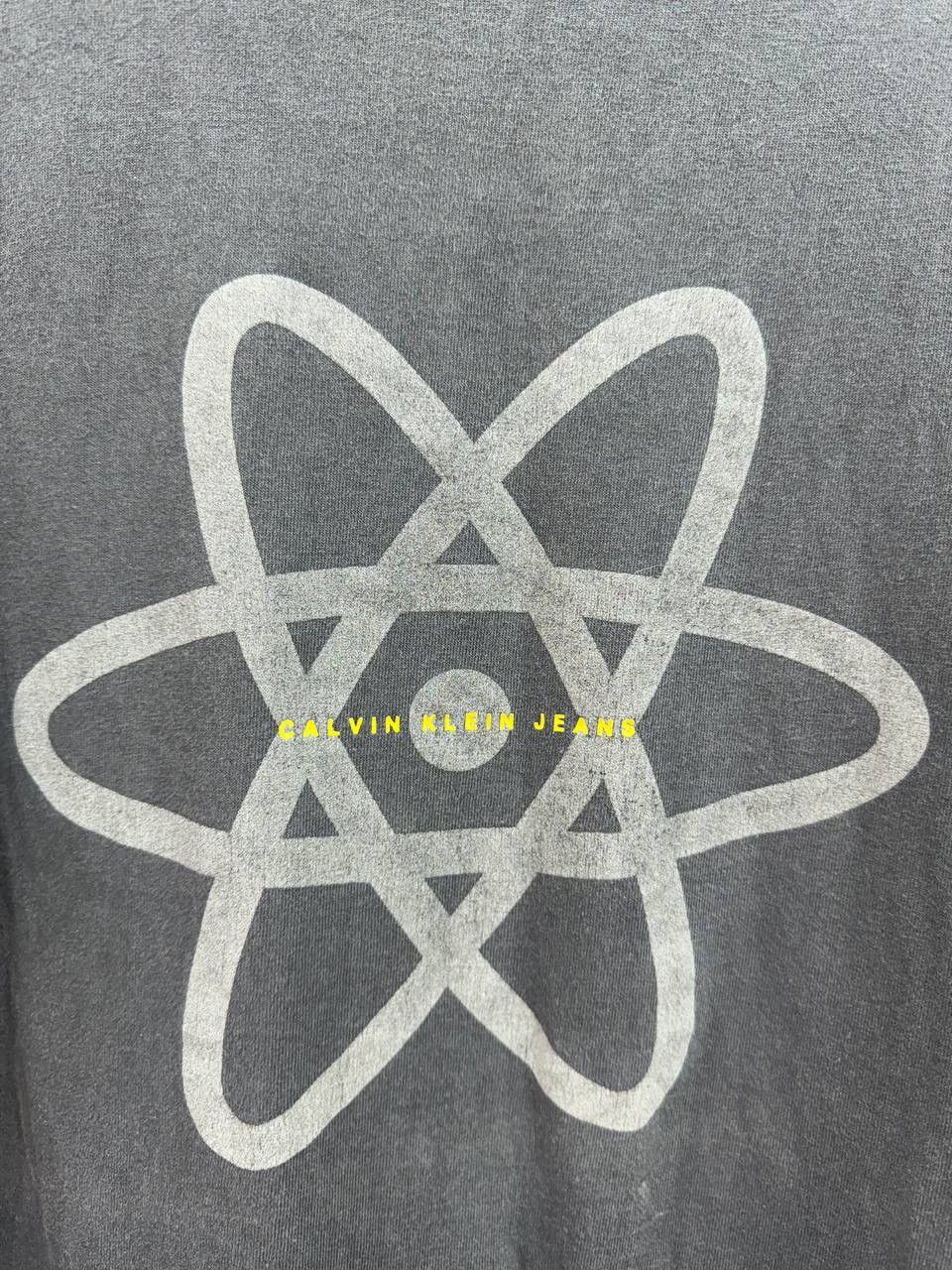 Calvin Klein × Vintage Atom Calvin Klein T Shirt Rare Vintage Mens Size US XL / EU 56 / 4 - 2 Thumbnail