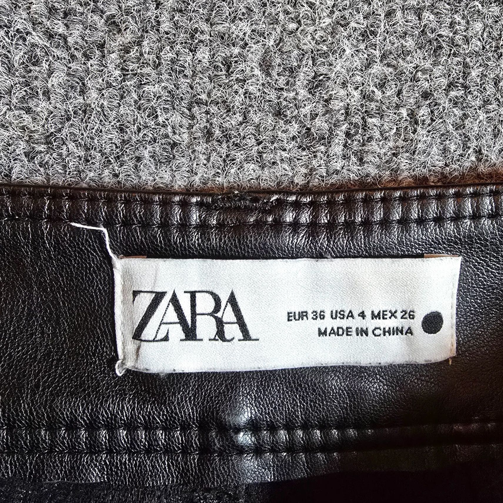 Zara Zara Womens Pants 4 Black Faux Leather Wide-Leg Capsule Minimal Pockets Size 27" / US 4 / IT 40 - 4 Thumbnail