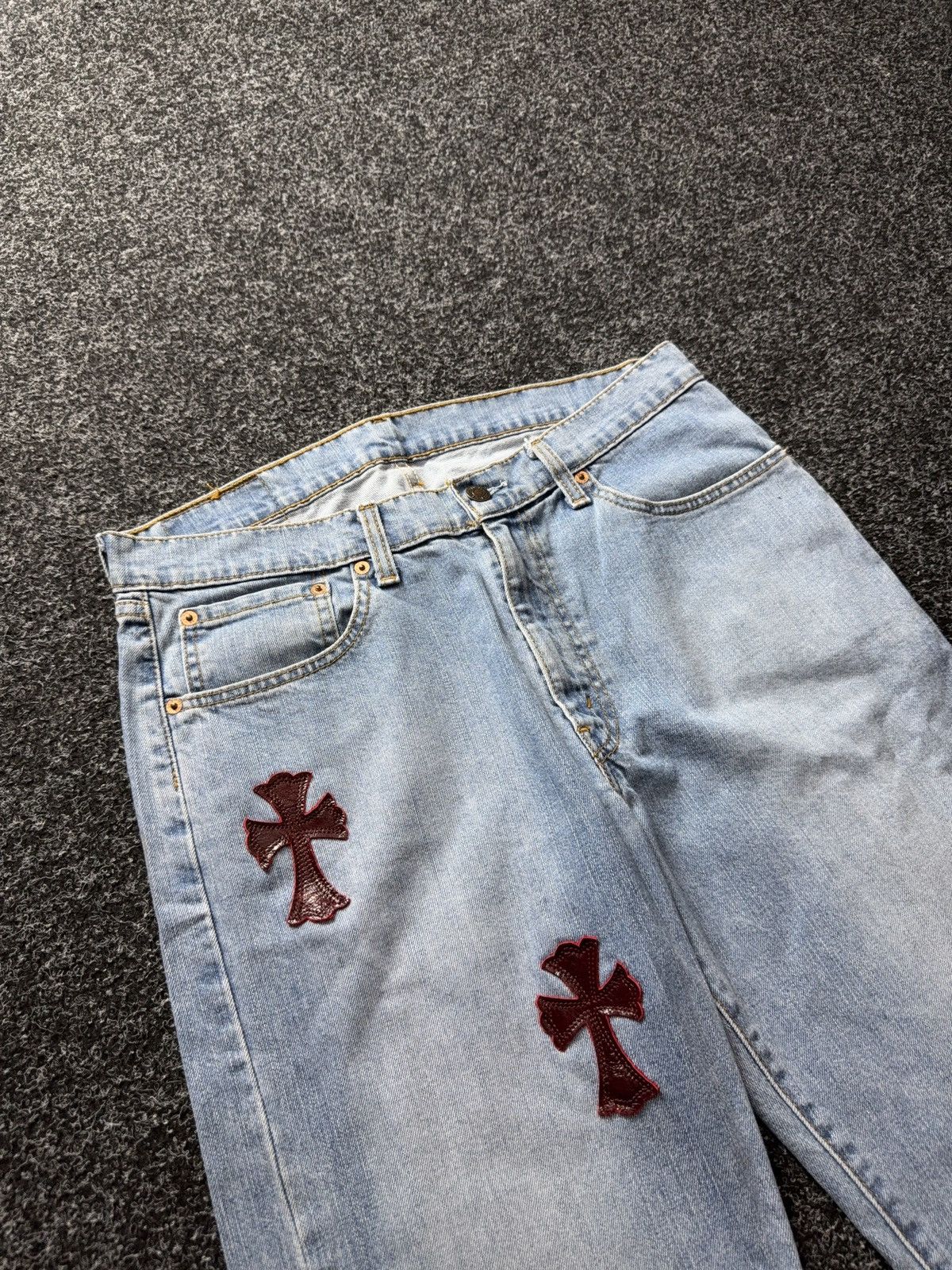 Levi's Vintage Clothing Vintage 90s Custom Chrome Hearts Style Cross Denim Jeans Size US 33 - 8 Thumbnail