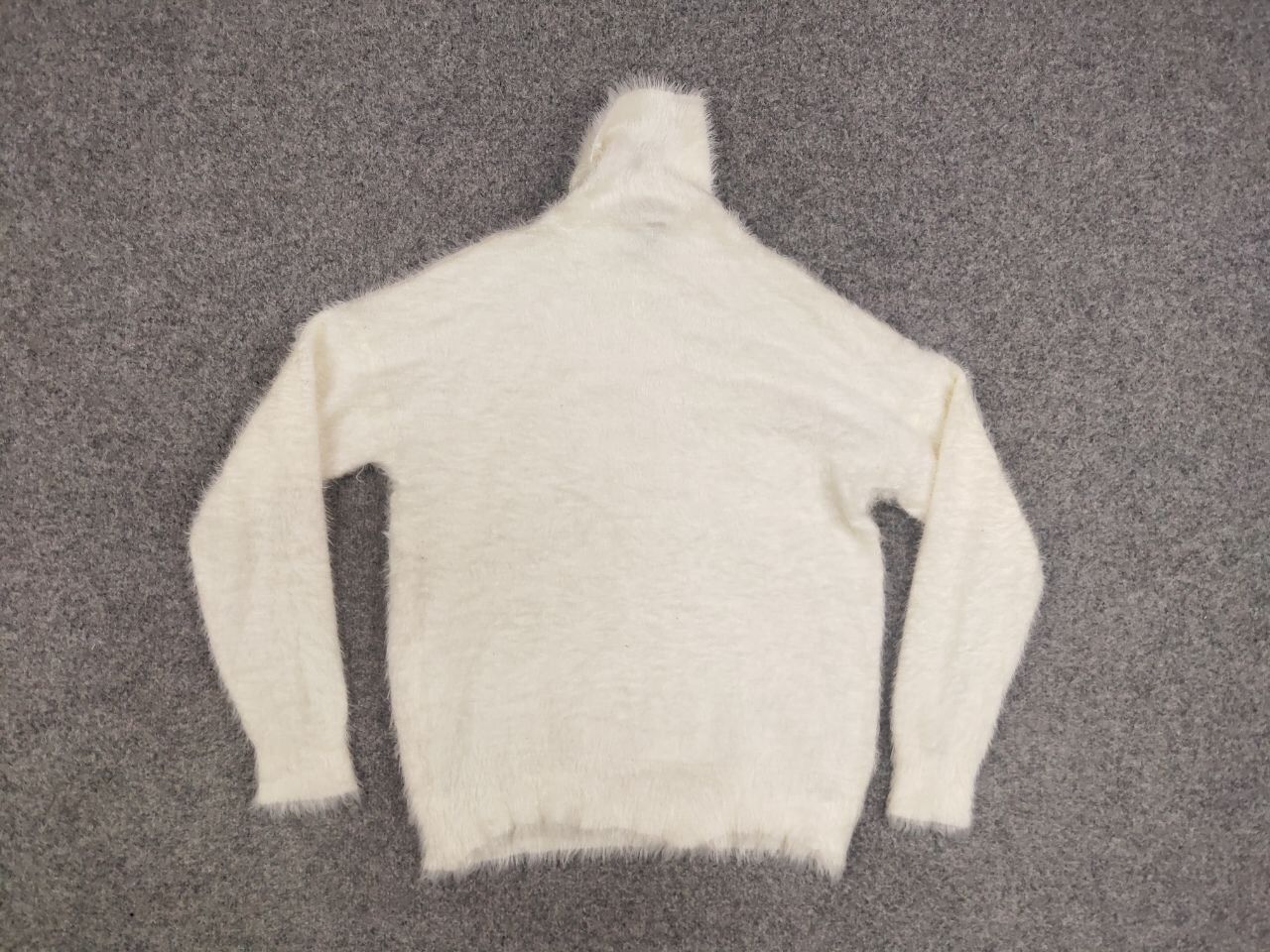 Japanese Brand Vintage Japanese Design Mohair Style fuzzy Sweater Y2K Style Size US M / EU 48-50 / 2 - 14 Thumbnail