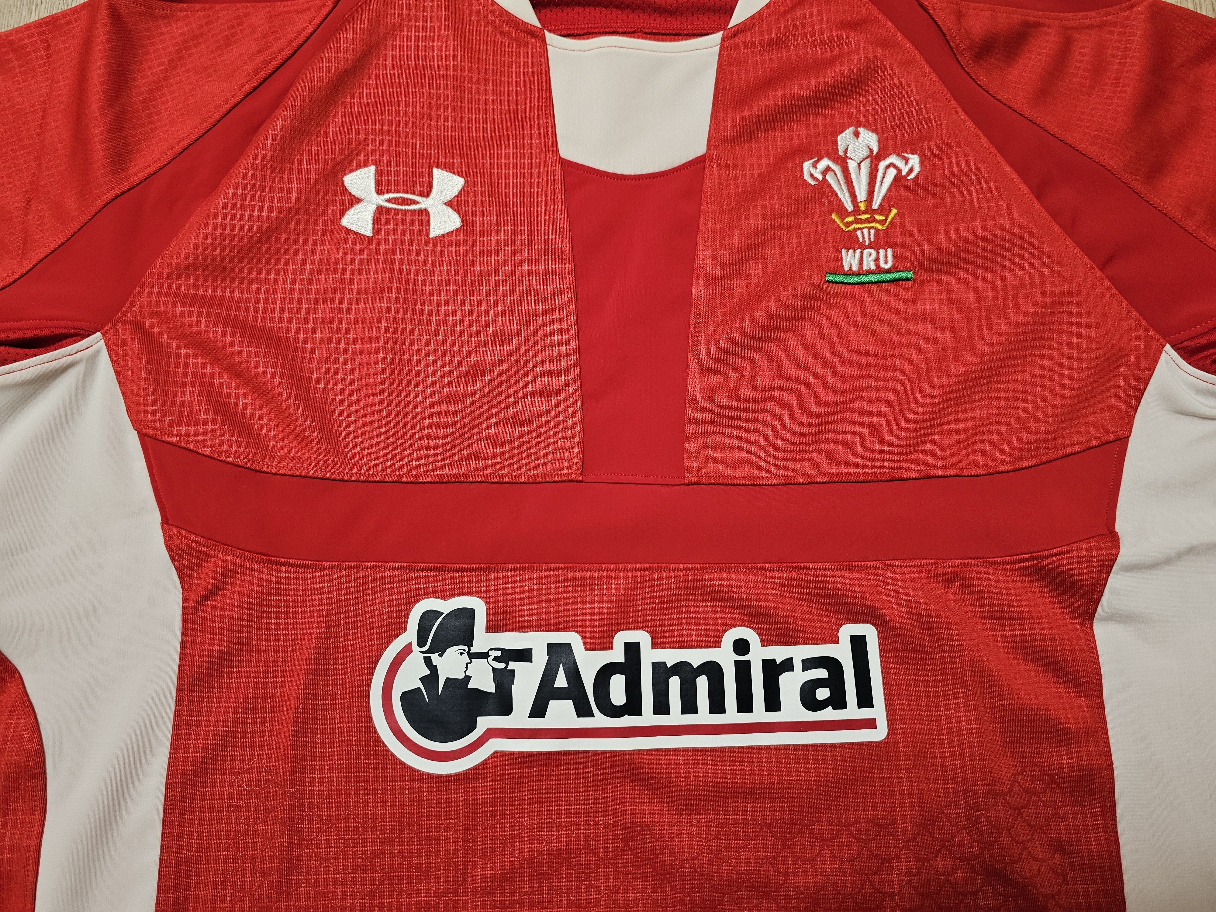 Under Armour WALES RUGBY JERSEY HOME 2019 SHIRT WRU RUGBY JERSEY RED RARE Size US L / EU 52-54 / 3 - 3 Thumbnail