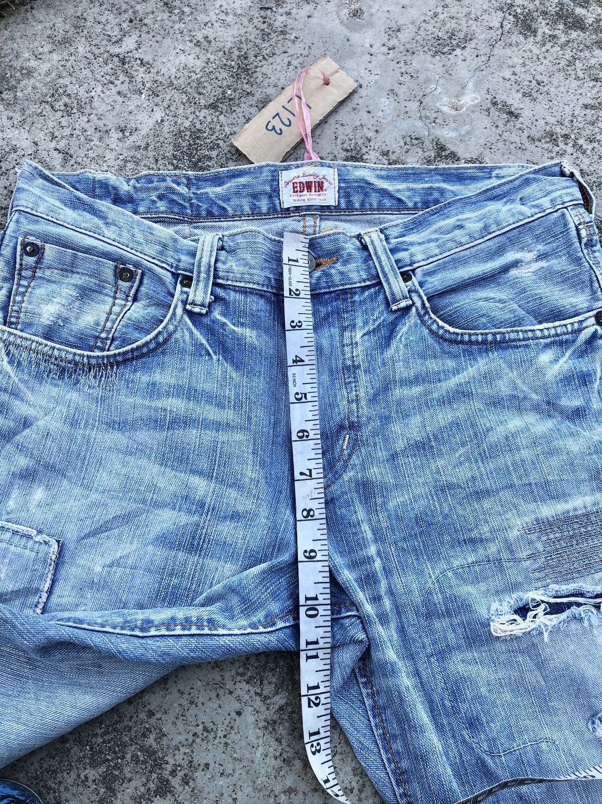 Edwin EDWIN PATCHES DISTRESSED DENIM Size US 32 / EU 48 - 10 Thumbnail