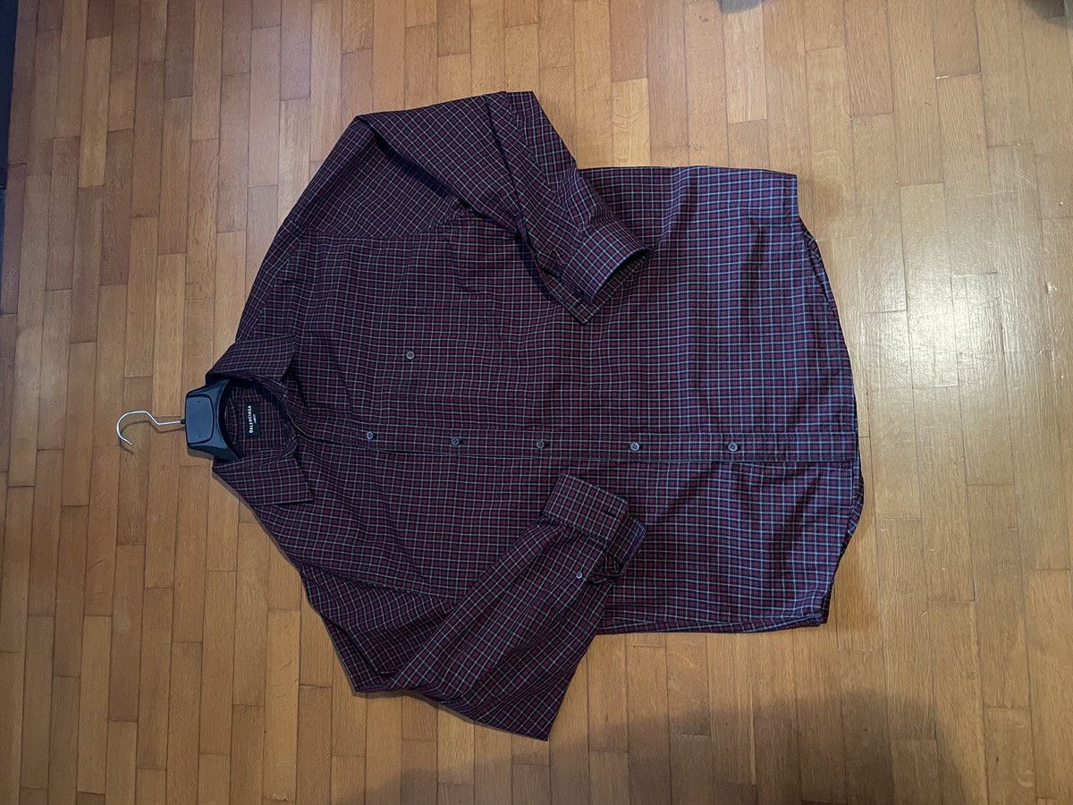 Balenciaga Balenciaga scottish shirt Size US M / EU 48-50 / 2 - 3 Thumbnail