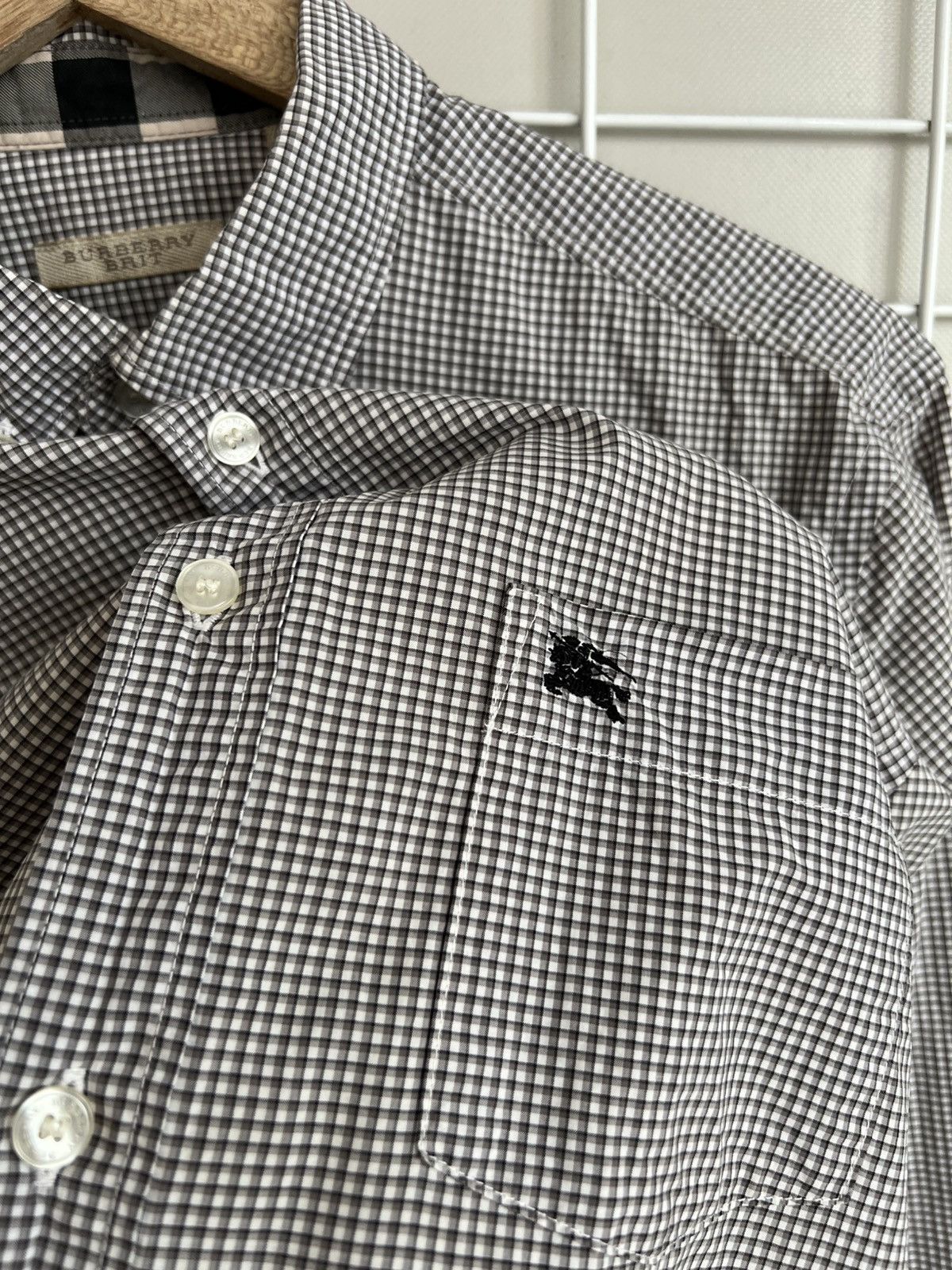 Burberry Burberry Brit Checked Button Down Shirt Mens Size M Logo Size US M / EU 48-50 / 2 - 10 Thumbnail