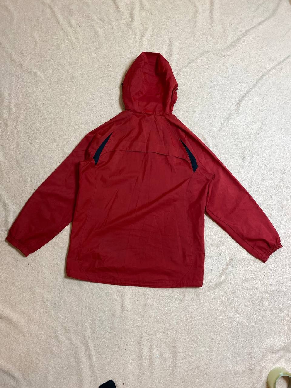 Nike Vintage Nike Small Swoosh Outdoor Jacket Size US S / EU 44-46 / 1 - 14 Thumbnail