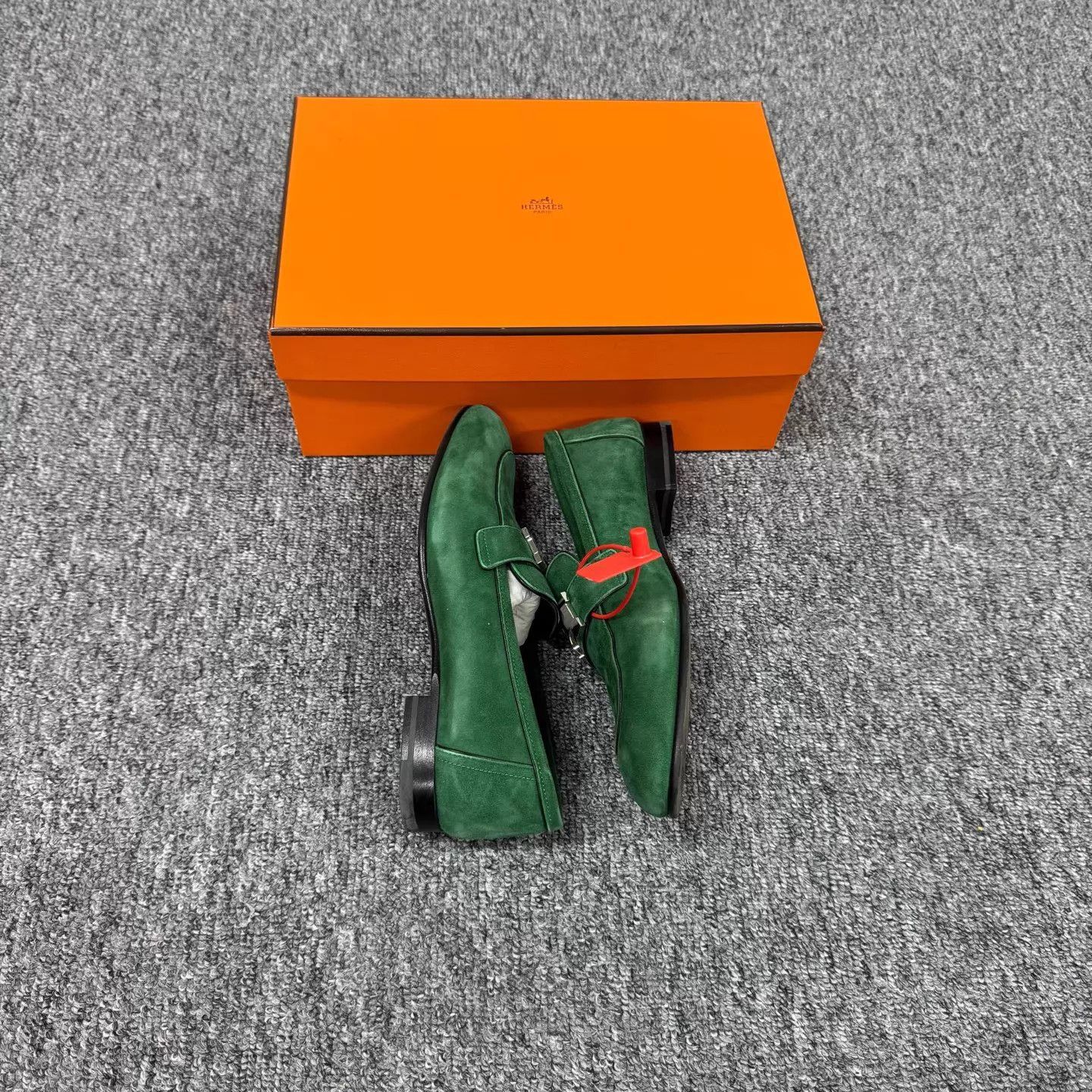 Hermes Hermes Suede H Buckle Loafer Vintage Green 37 99New With Box Size US 6.5 / IT 36.5 - 3 Thumbnail