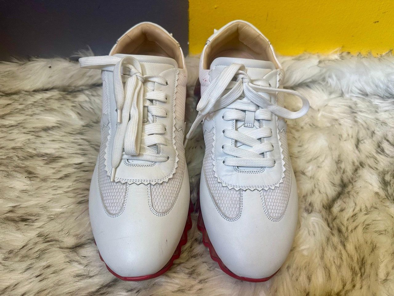 Christian Louboutin Authentic Christian Loboutin Loubishark Bianco Sneakers Size US 10 / EU 43 - 2 Thumbnail