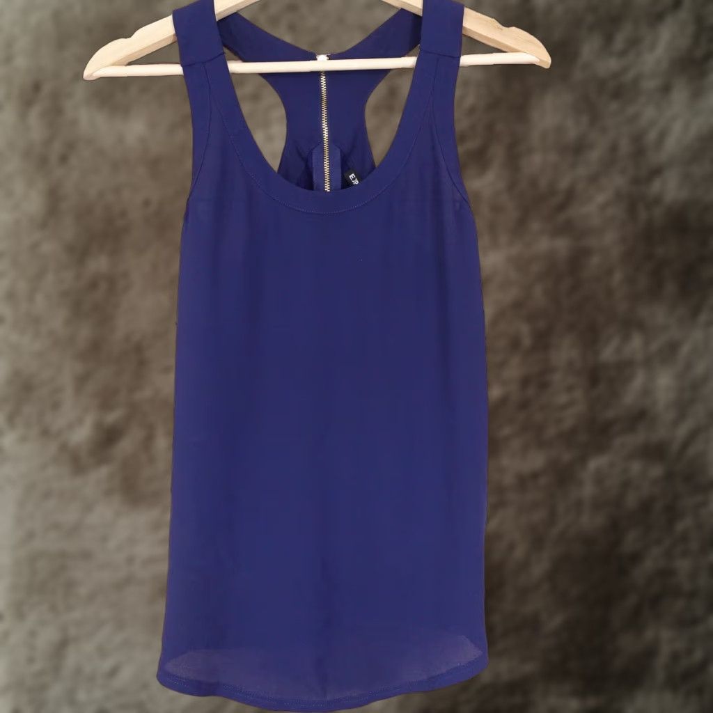 Express EXPRESS Sleeveless Blue Blouse Top Women's XS Regular Fit Casual Size XS / US 0-2 / IT 36-38 - 1 Thumbnail