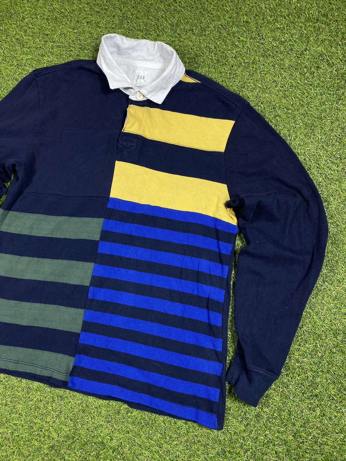 Gap Vintage Y2K Gap rugby long sleeve polo tee streetwear size M Size US M / EU 48-50 / 2 - 1 Thumbnail