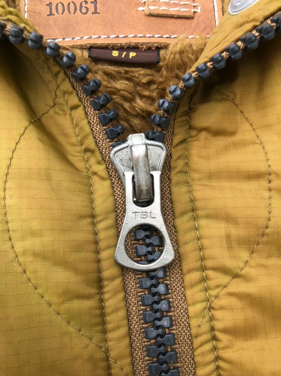 Timberland × Vintage Vintage Timberland Quilted Sherpa Jacket Faded Size US M / EU 48-50 / 2 - 7 Thumbnail