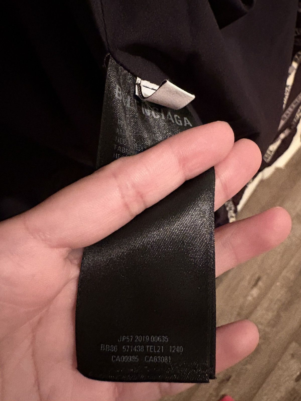 Balenciaga Balenciaga 2019 logo monogram Windbreaker Size US S / EU 44-46 / 1 - 11 Thumbnail