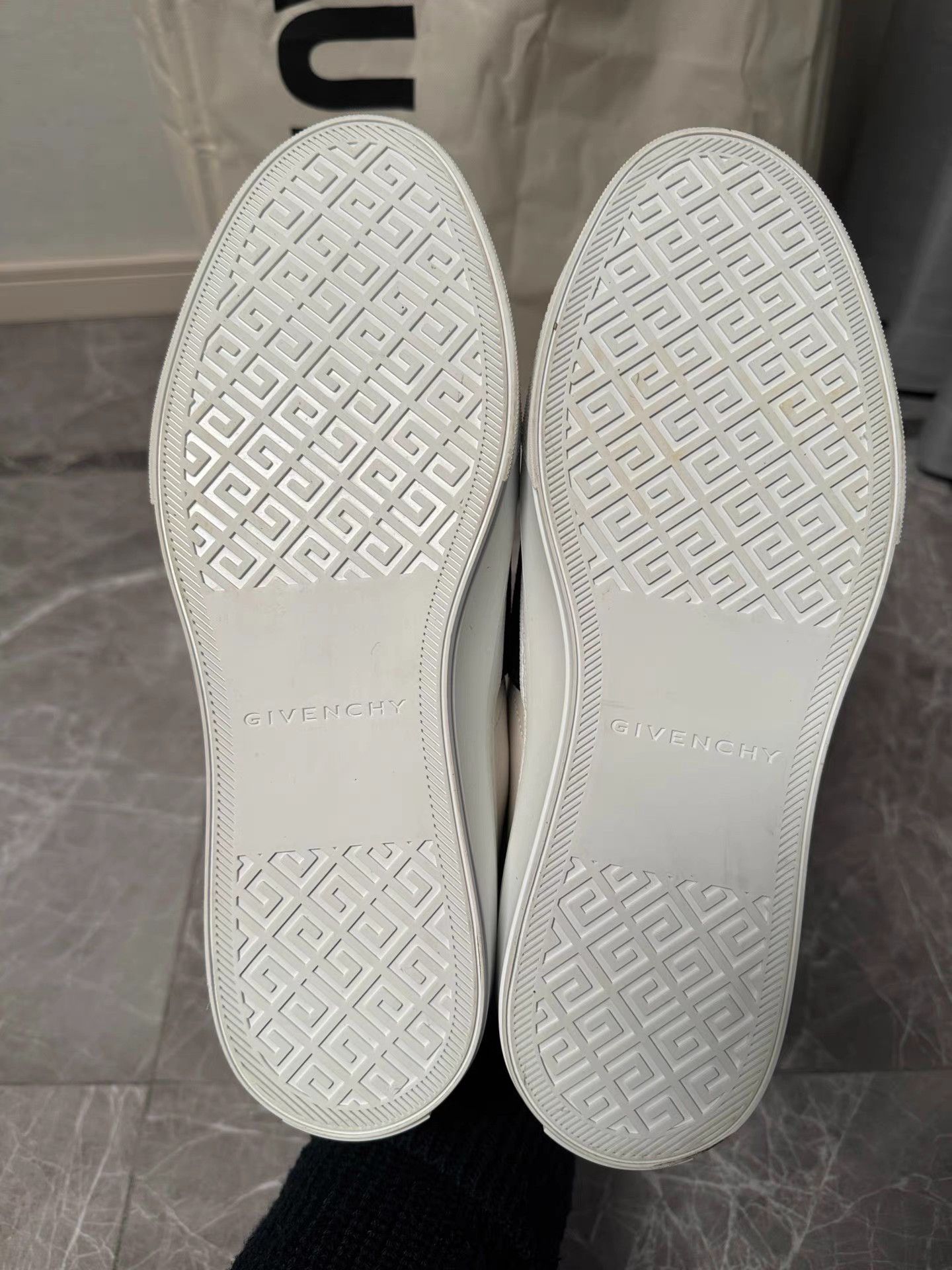 Givenchy Givenchy Black Lace-Up Sneakers K6 Size US 8 / EU 41 - 5 Thumbnail