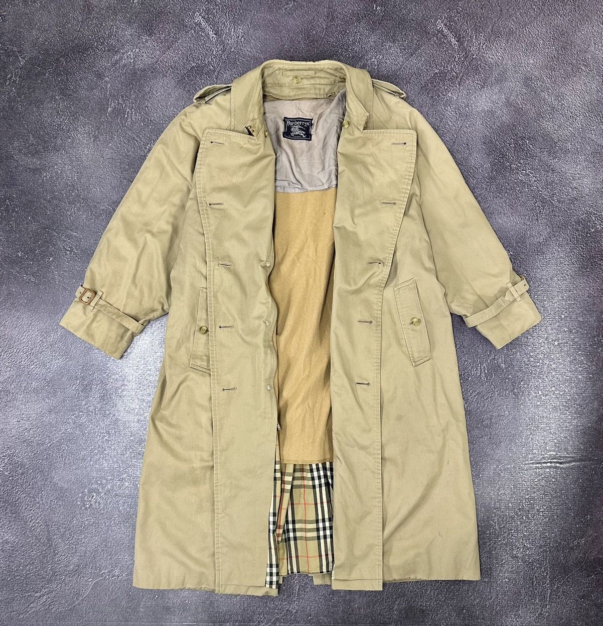 Image of Vintage Burberry Nova Check Luxury Belted Trench Coat Jacket in Beige, Men's (Size Large)