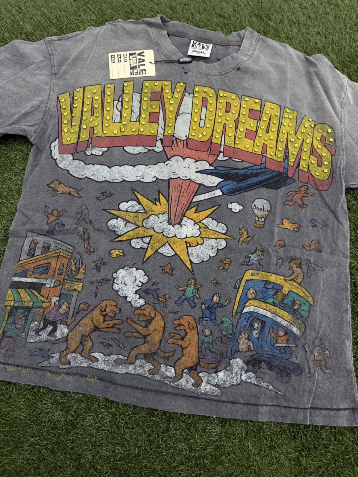 Vale Valley Dreams Chaos Bling Tee Size Small (NEW) Size US S / EU 44-46 / 1 - 2 Thumbnail