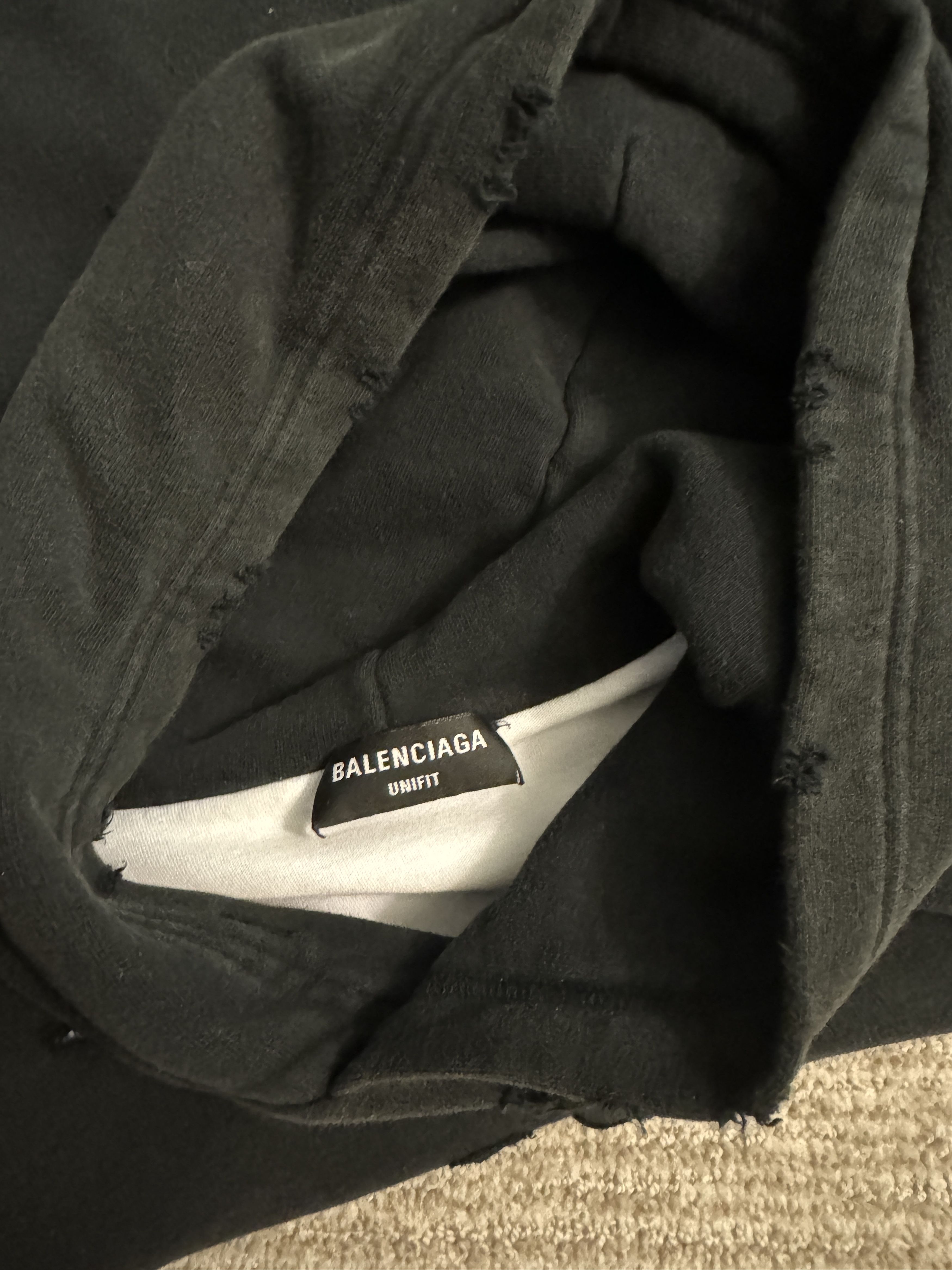 Balenciaga Balenciaga Caps Destroyed Hoodie Cotton Black Oversized XXS Size US XXS / EU 40 - 2 Thumbnail
