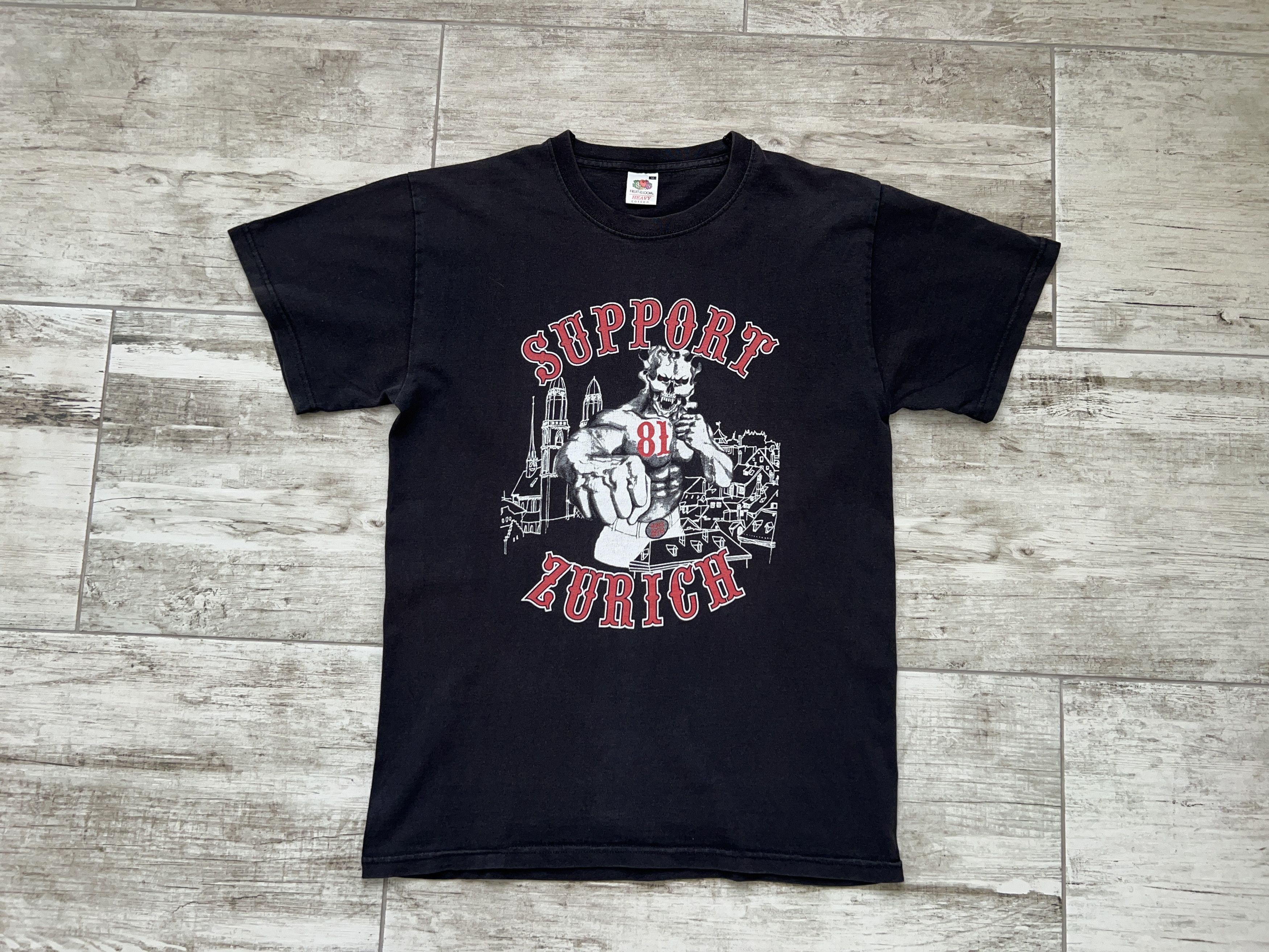 Band Tees Big Red Machine Support 81 Zurich Rock T Shirt Black Size US M / EU 48-50 / 2 - 1 Thumbnail