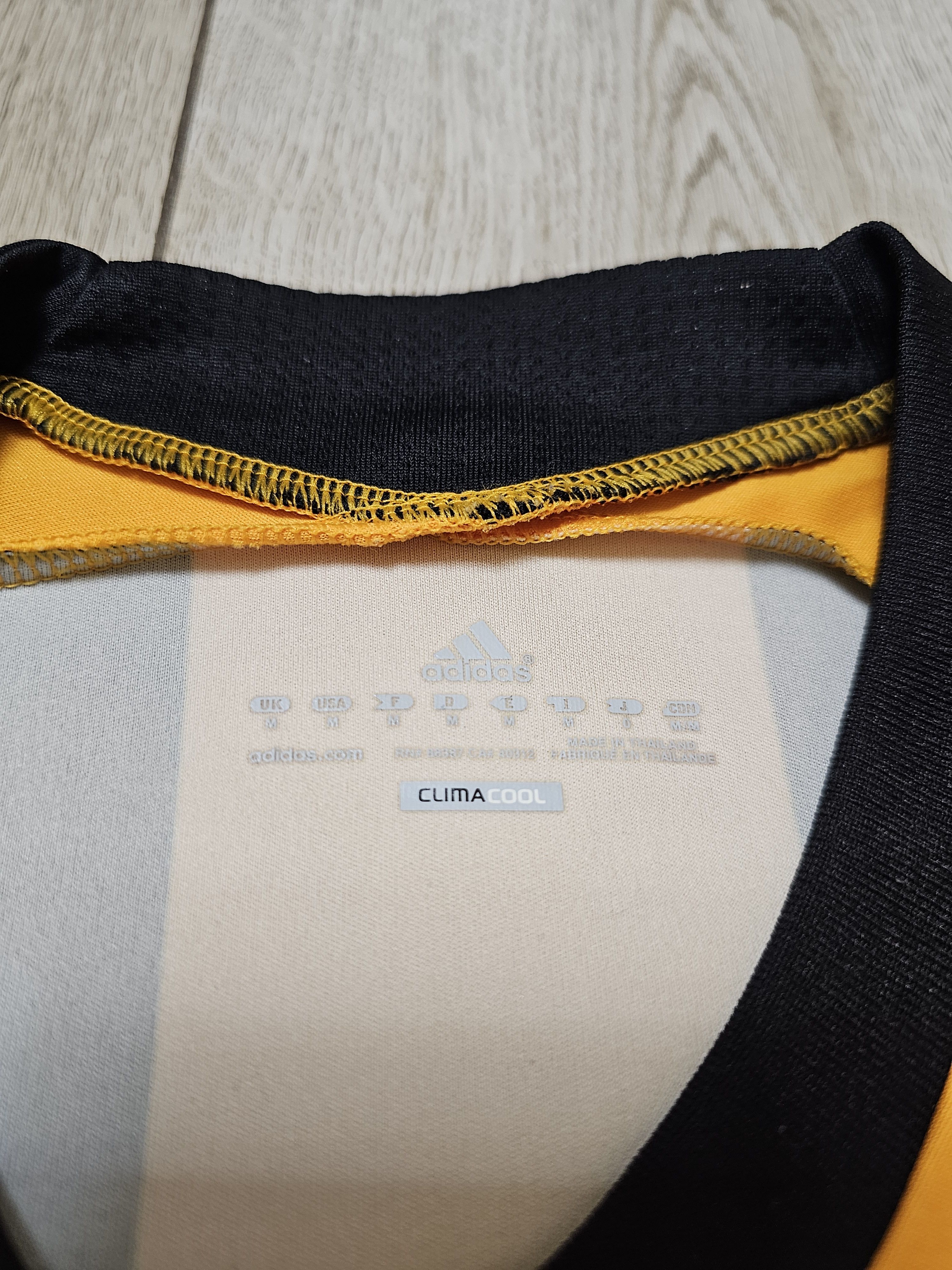 Adidas HULL CITY 2011 2012 HOME FOOTBALL SHIRT SOCCER JERSEY Size US M / EU 48-50 / 2 - 6 Thumbnail