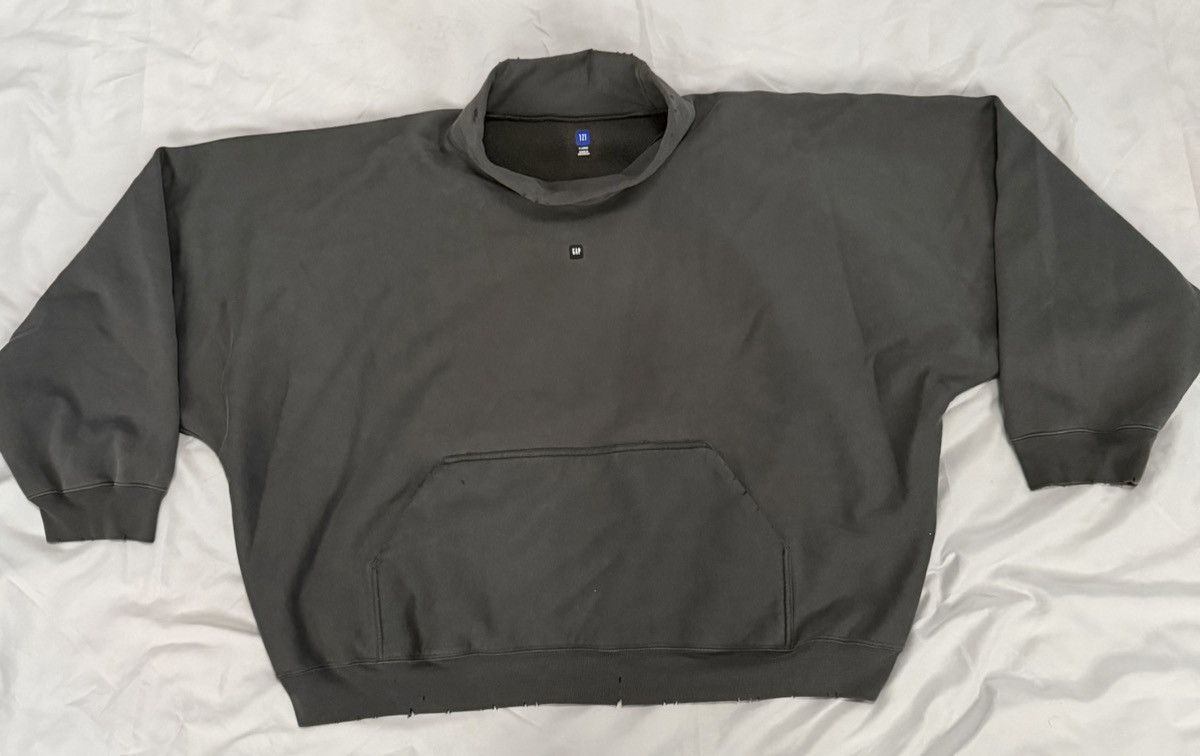 Balenciaga × Gap × Yeezy YEEZY GAP EBB 03 HIGH NECK IN BLACK SIZE MEDIUM (BRAND NEW) Size US M / EU 48-50 / 2 - 1 Thumbnail