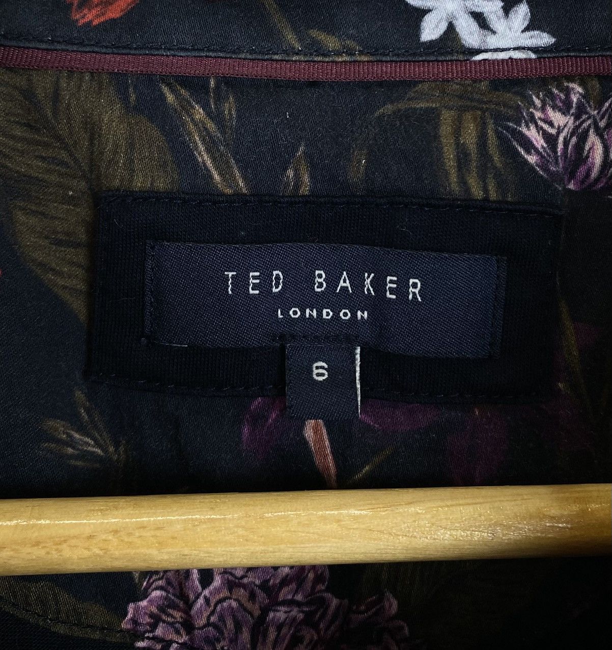 Ted Baker Ted Baker Polo Shirt Buttons Ups Men’s Size 6 Navy Blue Top Size US XXL / EU 58 / 5 - 5 Thumbnail