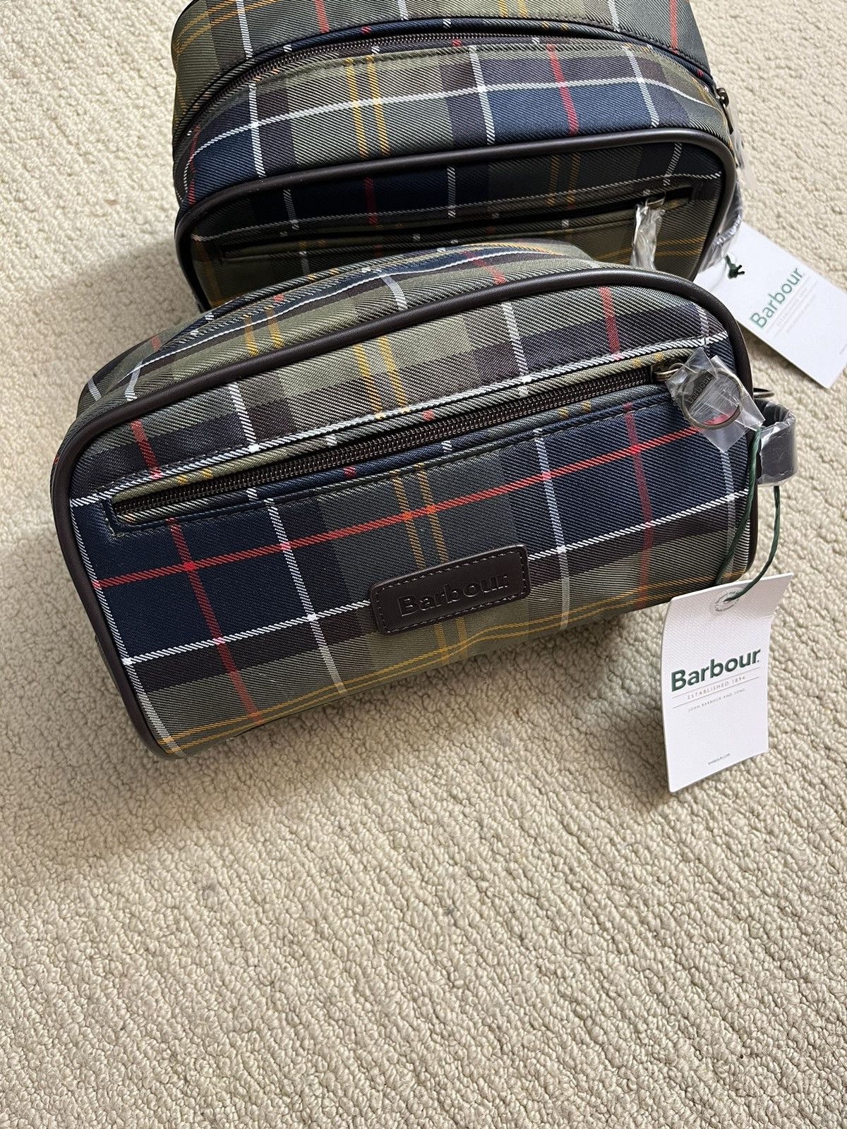 Barbour Barbour Durable Canvas & Leather Trim Tartan Washbag Size ONE SIZE - 11 Thumbnail