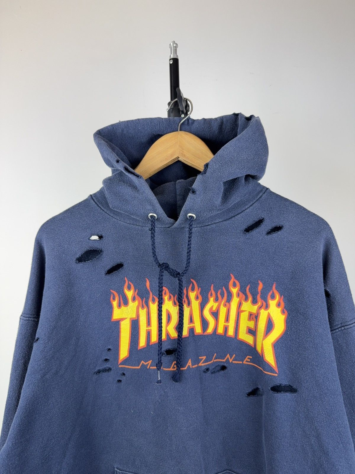 Thrasher Vintage 00s Thresher Distressed Faded Y2K SK8 Hoodie Size US L / EU 52-54 / 3 - 2 Thumbnail