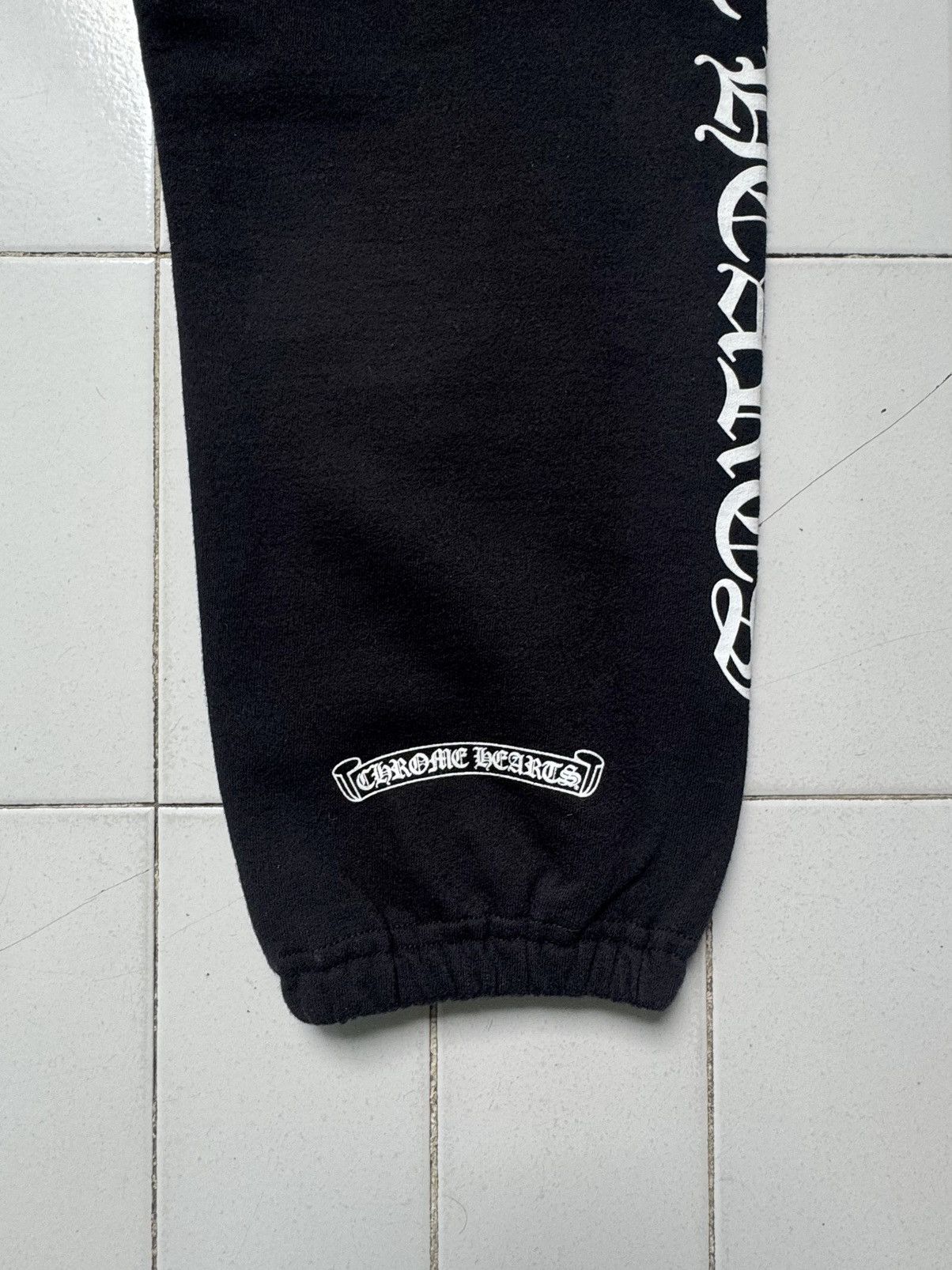 Chrome Hearts RARE Chrome Hearts Logo Sweatpants 2021 Size US 32 / EU 48 - 5 Thumbnail
