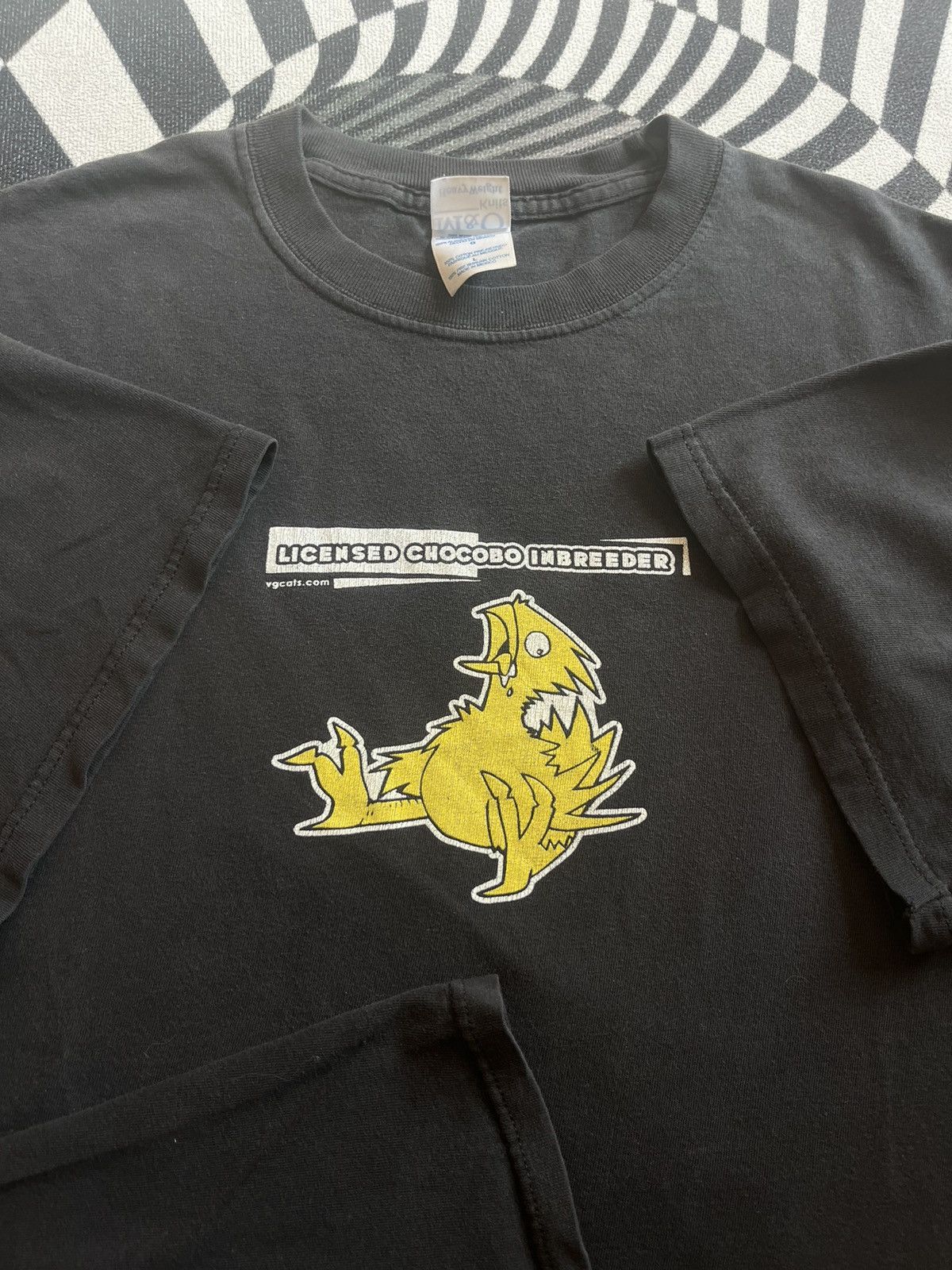 Anime Vintage CHOCOBO INBREEDER Final Fantasy 00’s Tshirt Size US L / EU 52-54 / 3 - 8 Thumbnail