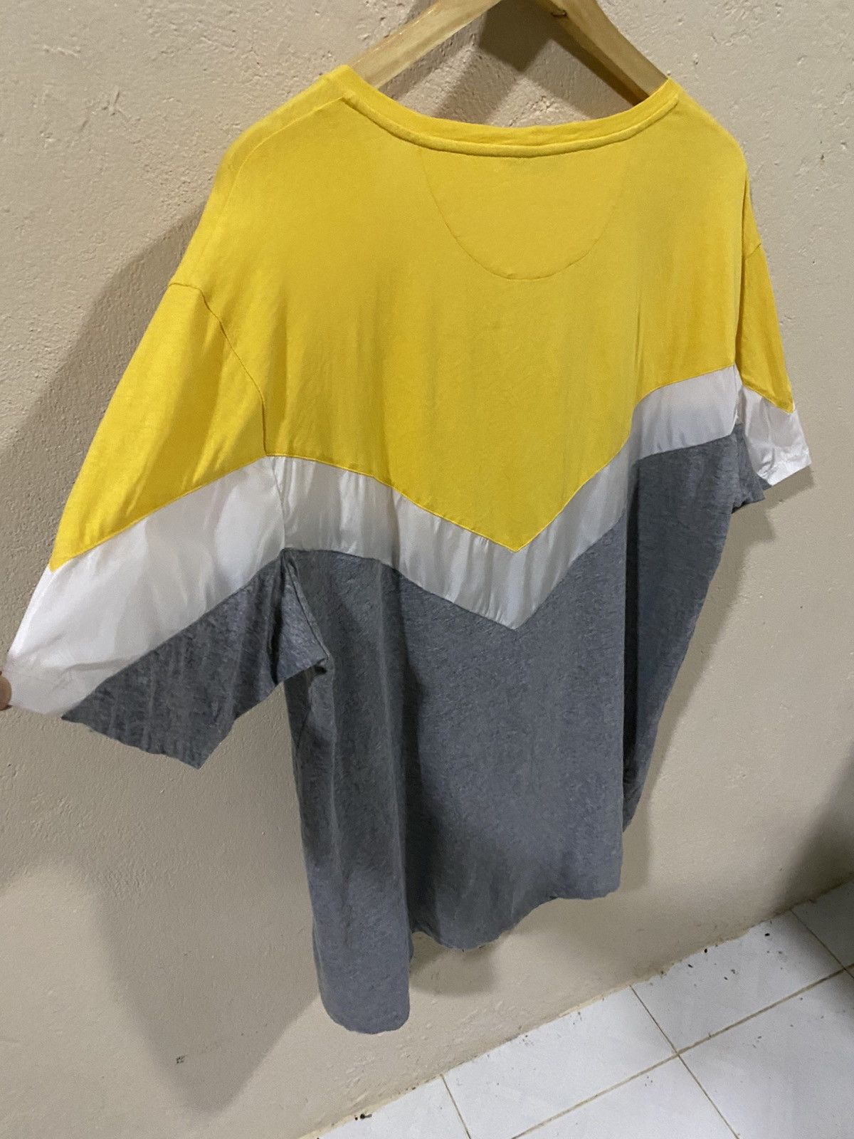 Valentino Valentino Tricolor Tee Size US XL / EU 56 / 4 - 5 Thumbnail