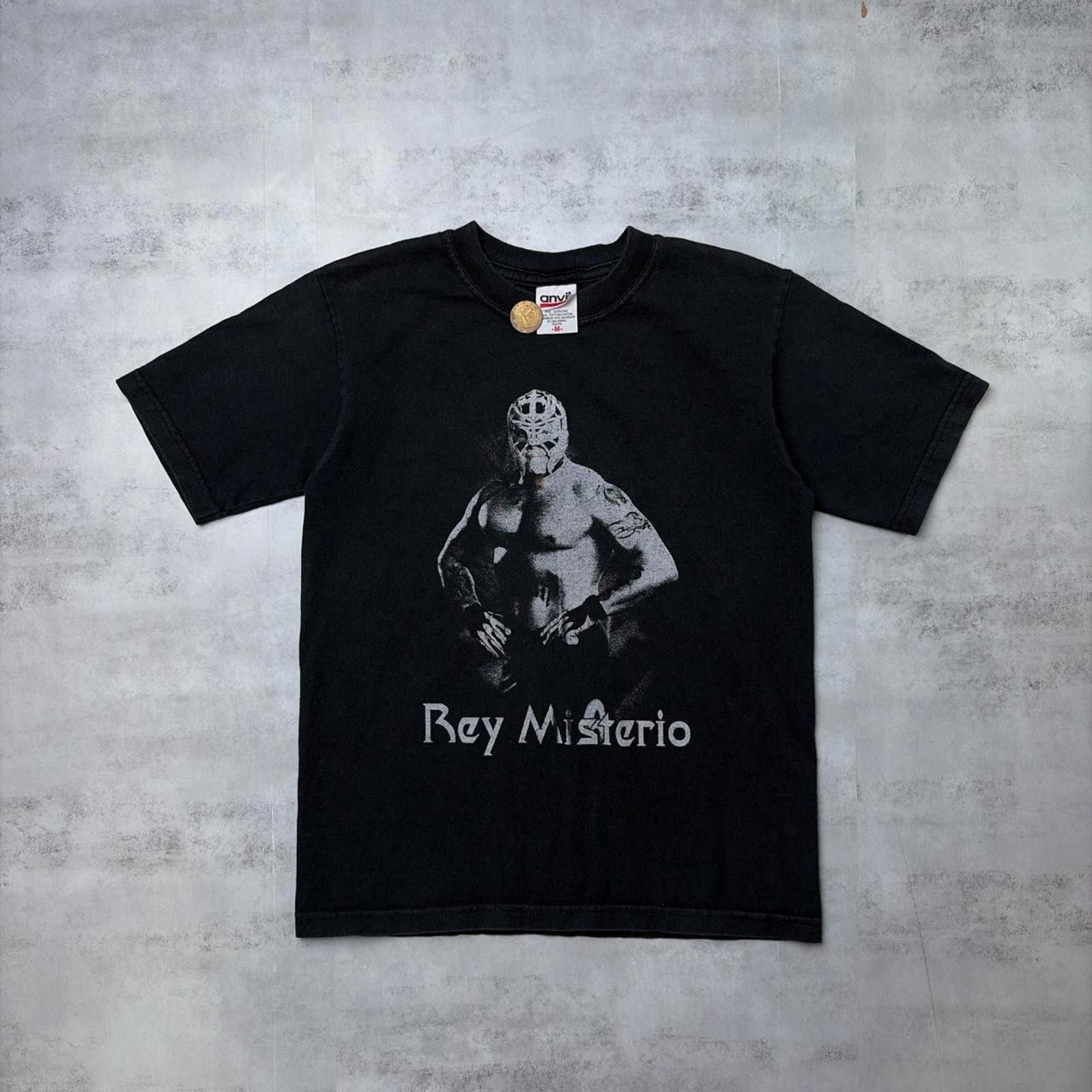 Anvil Vintage 00’s Black Rey Misterio WWE Wrestling T-Shirt Size S / US 4 / IT 40 - 1 Thumbnail