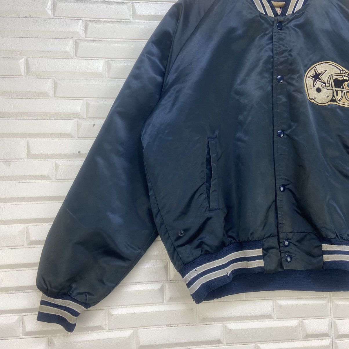 NFL Vintage NFL Cowboys by Chalk Line Big Logo Jacket Size US XL / EU 56 / 4 - 4 Thumbnail